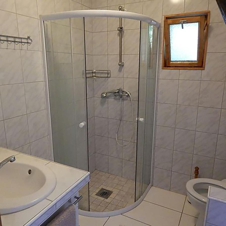 Mandel Fahazak Hotel Paloznak Phòng bức ảnh